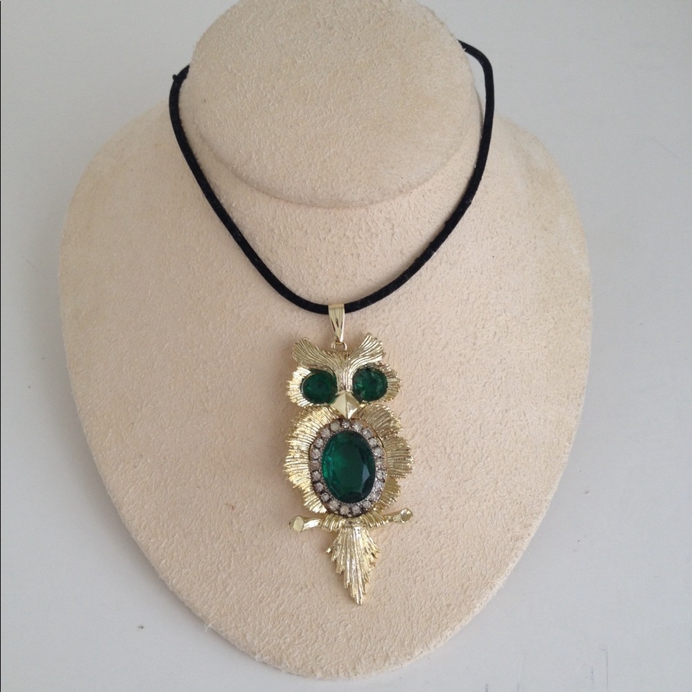 Vintage rhinestone   owl pendant